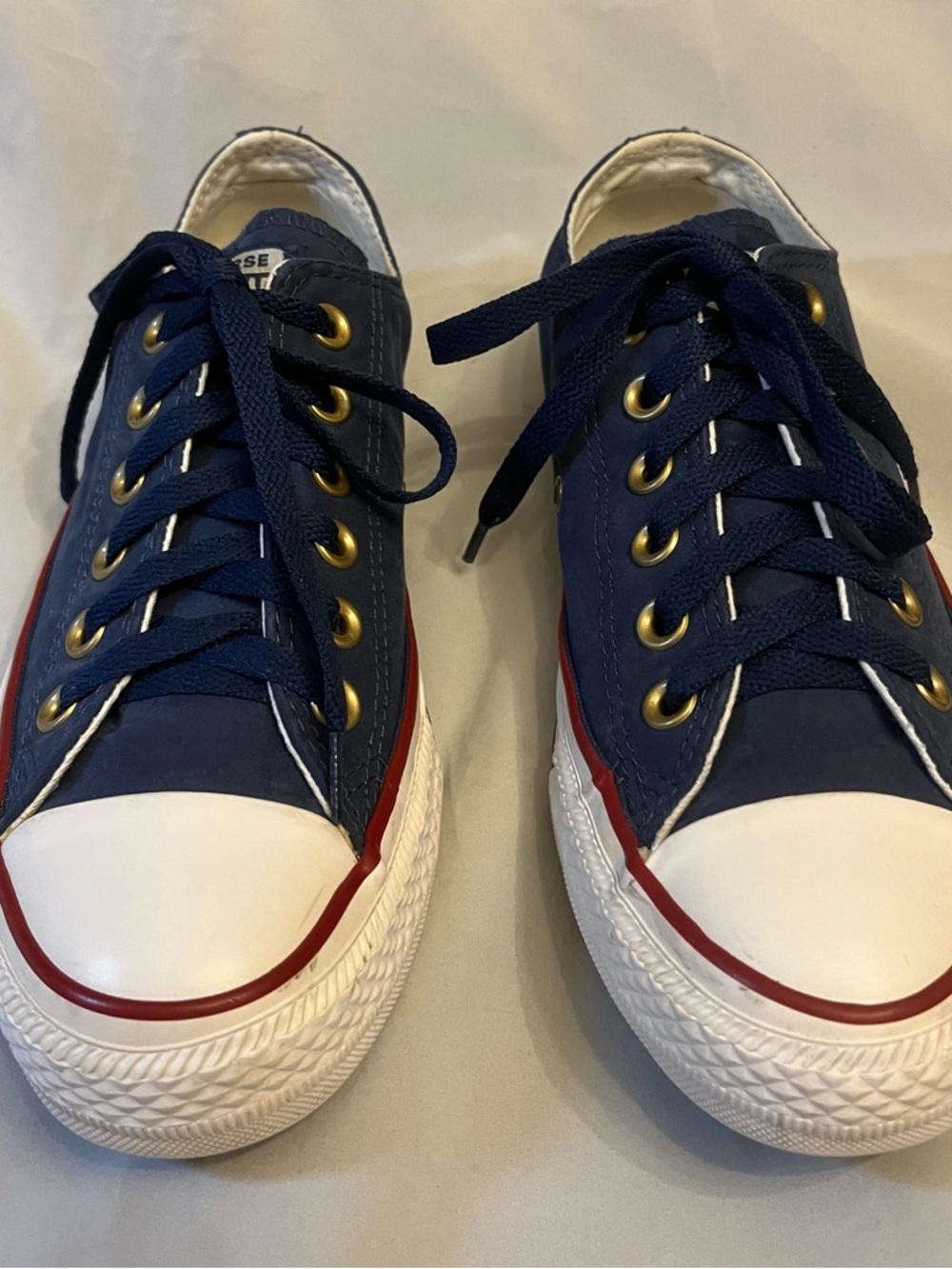 Converse Navy Blue and White Low Top Sneakers with Red Stripe M5 W7